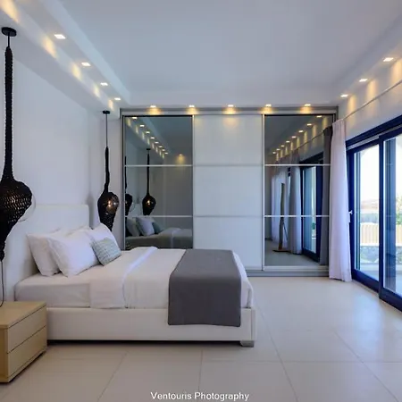 Villa Hideaway *