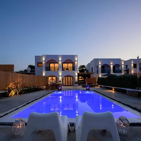 Hideaway Villa *