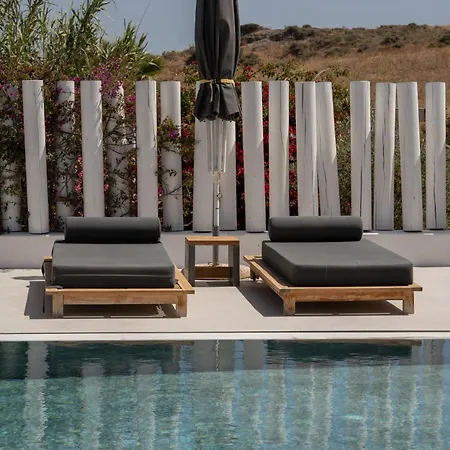 Hideaway Villa Fira (Santorini)