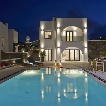 Hideaway Fira (Santorini)