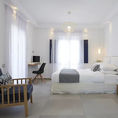 Hideaway Fira (Santorini)