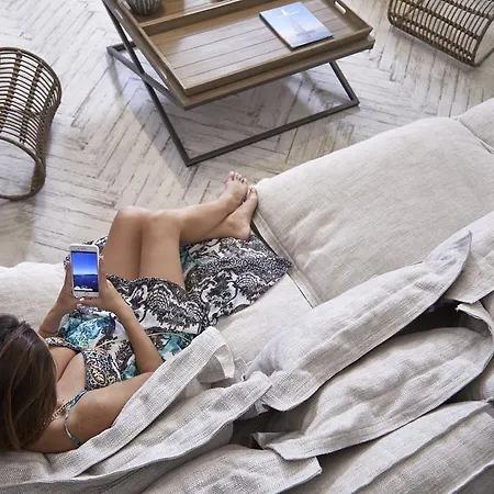 Vila Hideaway Fira (Santorini)