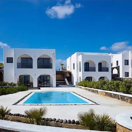 Villa Hideaway *