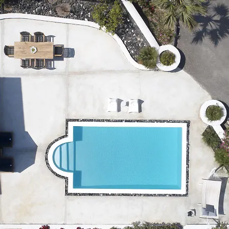 Hideaway Villa Fira (Santorini)