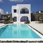 Villa Hideaway *