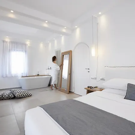 Villa Hideaway By Mr And Mrs White