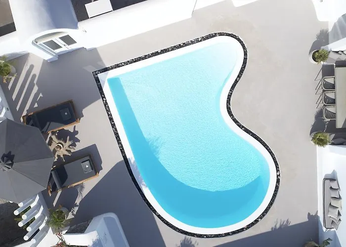 Villa Hideaway Fira (Santorini)