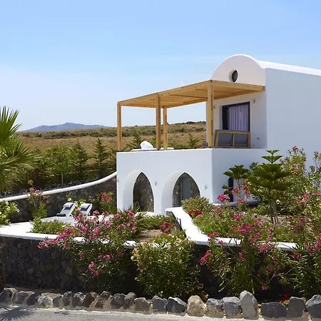 Hideaway By Mr And Mrs White